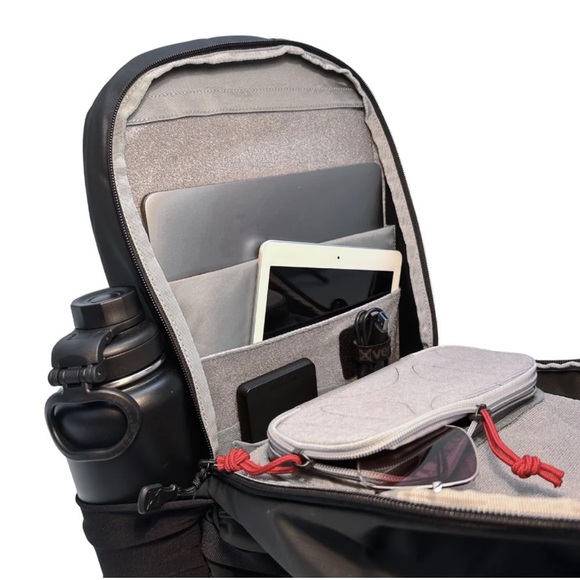 VERTX EUC Urban Ghost 20L Backpack It's Black Pack Bag - Picture 10 of 14